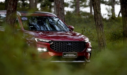 Bảng giá xe Ford tháng 7: Ford Territory được giảm 50% lệ phí trước bạ